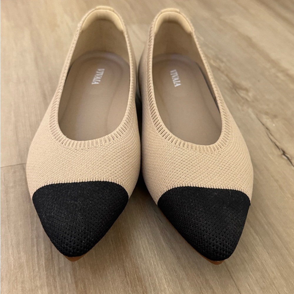NWOT VIVAIA Pointed-Toe Ballet Flats (Aria 5°) - Picture 3 of 5